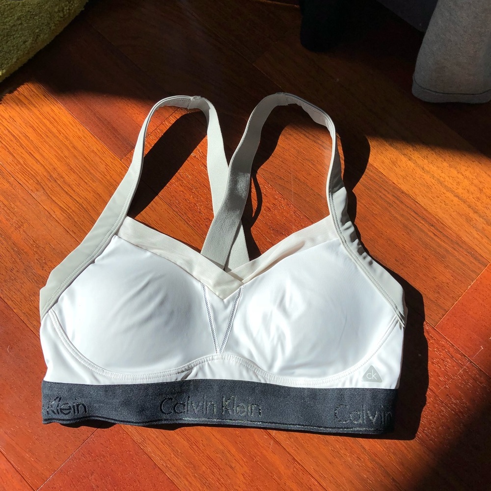 Calvin Klein sports bra size small